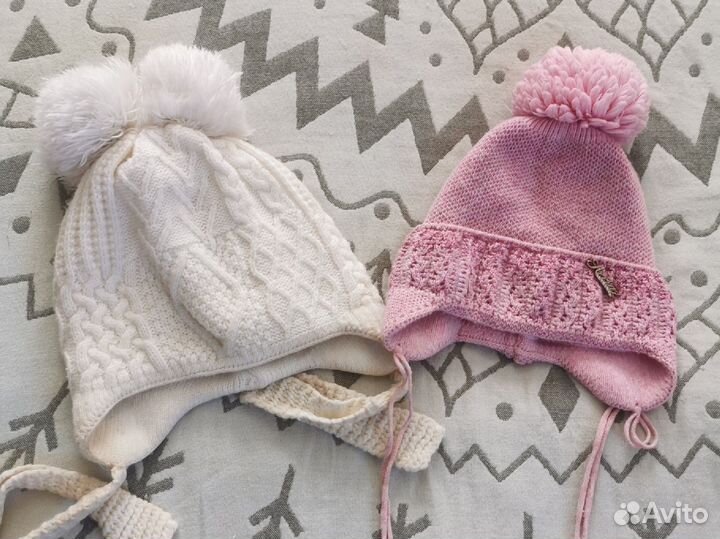 Вещи пакетом. Шапки
