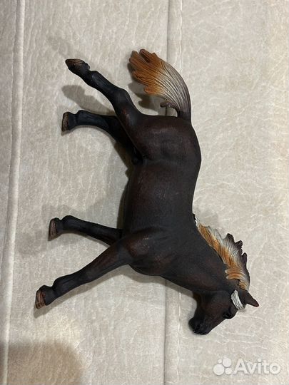 Фигурки лошадей schleich