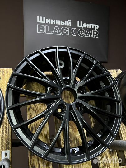 Neo 6,5x16/5x114,3 ET45 D67,1 671 BLm