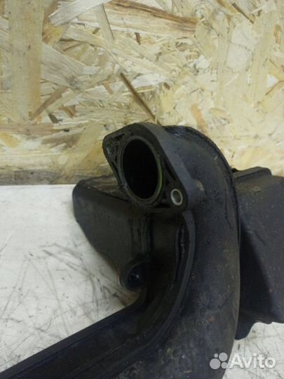 Воздуховод Ford Mondeo qxba 2008