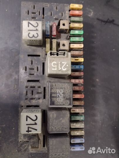 Монтажный блок Ауди 80