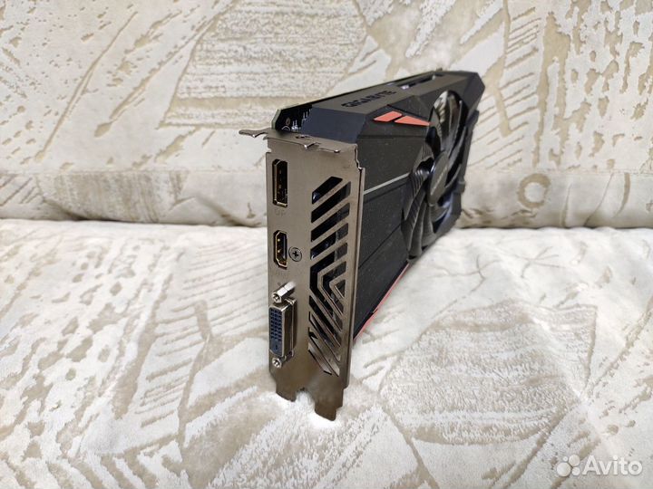 Gigabyte GTX 1050 2Gb / inno3D GTX 1050 2Gb