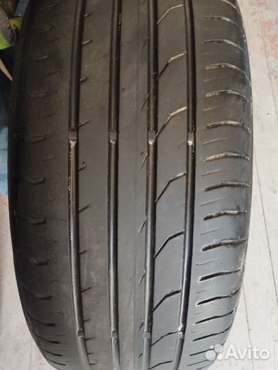 Continental ContiPremiumContact 2 215/55 R17 94V