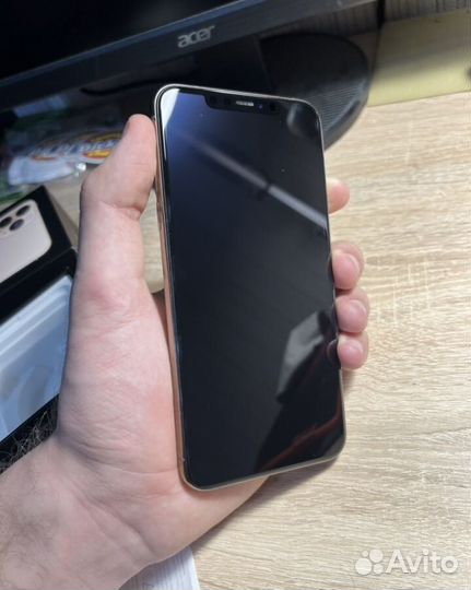 iPhone 11 Pro Max, 64 ГБ