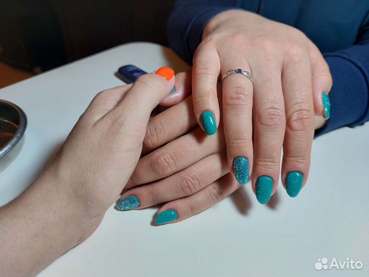 Маникюр с покрытием гель-лаком
