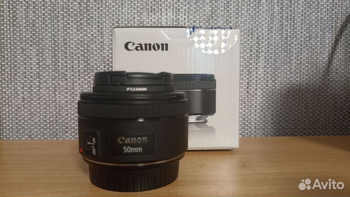 Объектив Canon EF 50mm f/1.8 STM