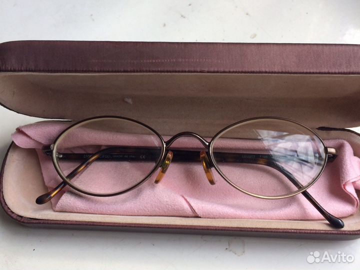 Очки крутые, Luxottika, Италия