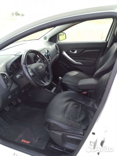 LADA XRAY Cross 1.8 МТ, 2020, 60 000 км