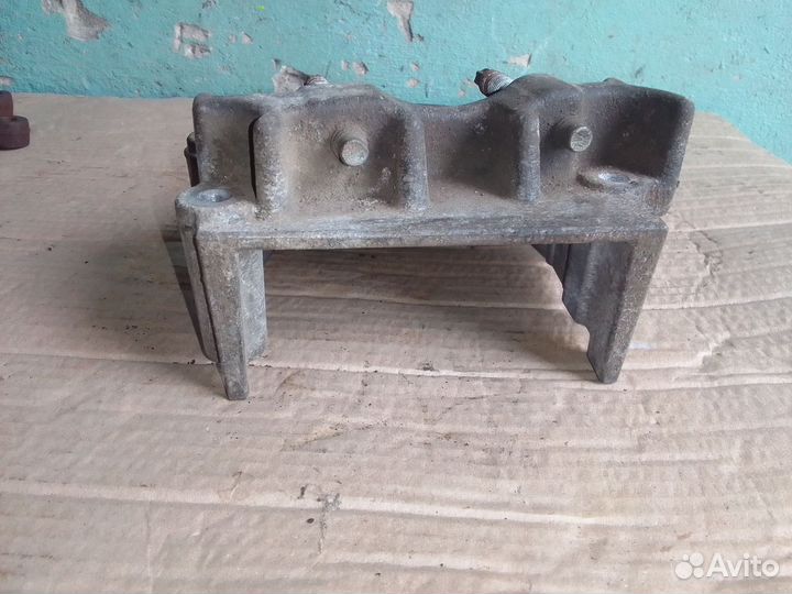 Крышка верхняя ремня Грм Ford Focus 1 2.0 Split