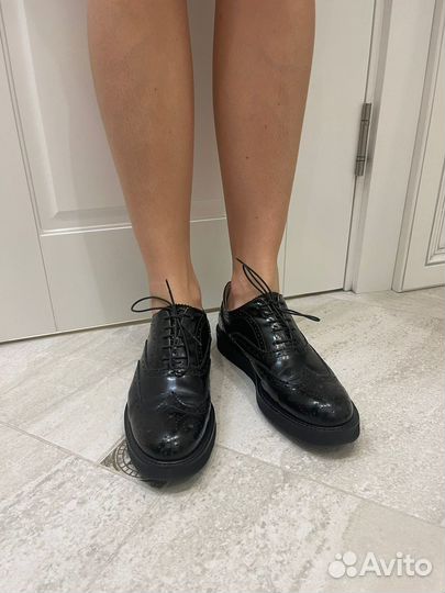 Ботинки женские