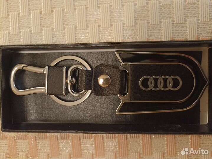 Брелок для ключей авто