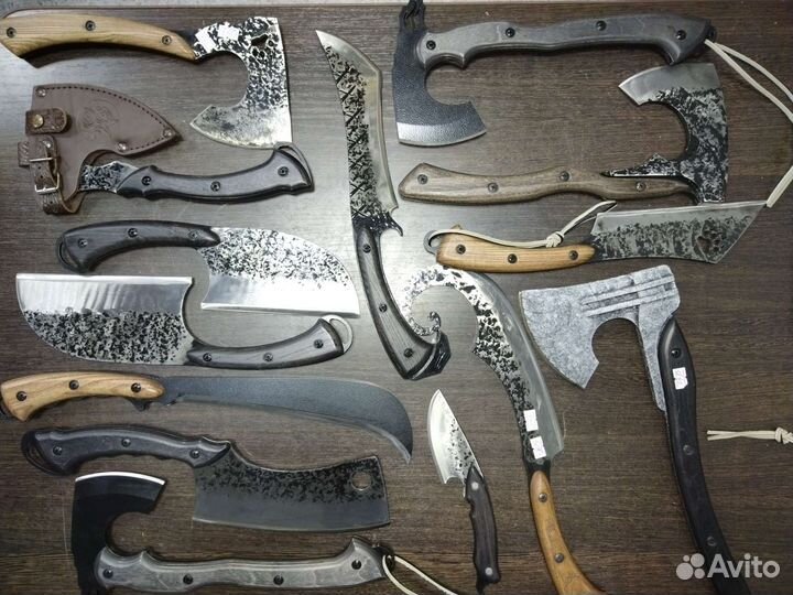 Сербский нож, кованый топор, мачета