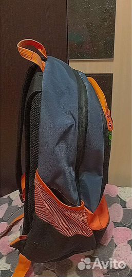 Рюкзак школьный