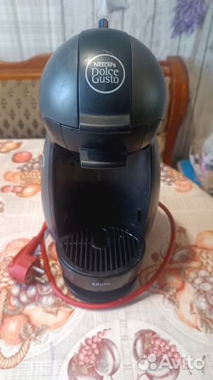 Капсульная кофемашина dolce gusto krups 100В