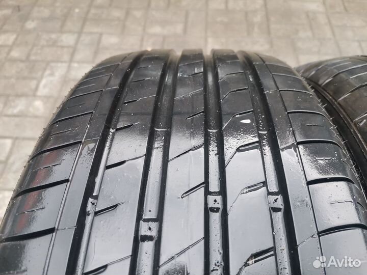 Nexen N'Fera SU1 215/55 R17 94V