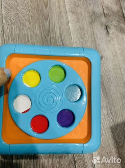 Руль и музыкальный кубик