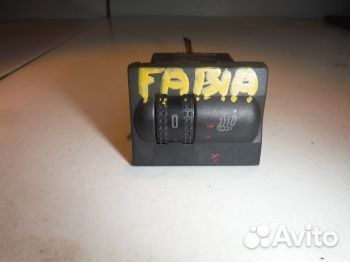 Кнопка корректора фар