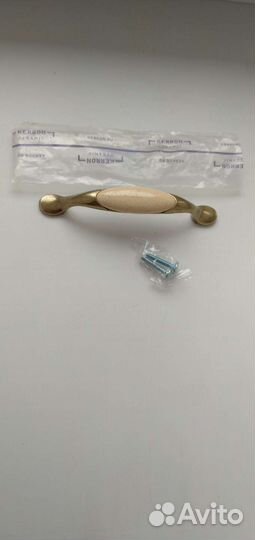 Мебельные ручки