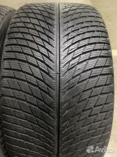 Michelin Pilot Alpin 5 SUV 285/45 R21 и 315/40 R21 115V