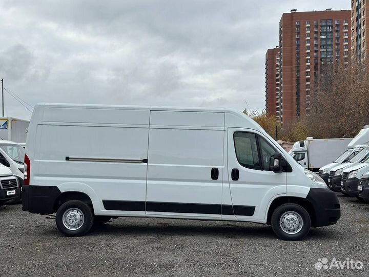 Peugeot Boxer цельнометаллический, 2012