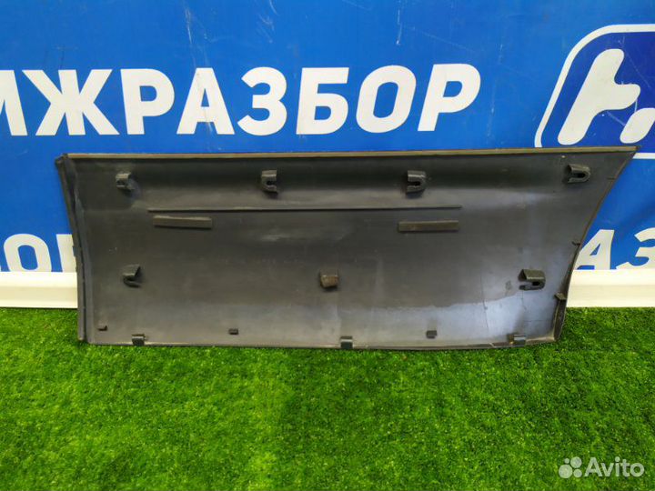 Накладка двери задняя правая Subaru Forester S11