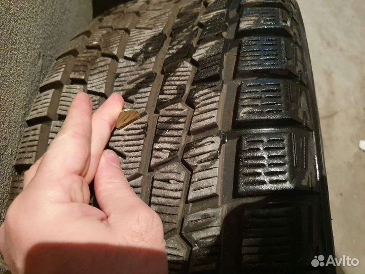 Yokohama 104ZR 285/50 R20