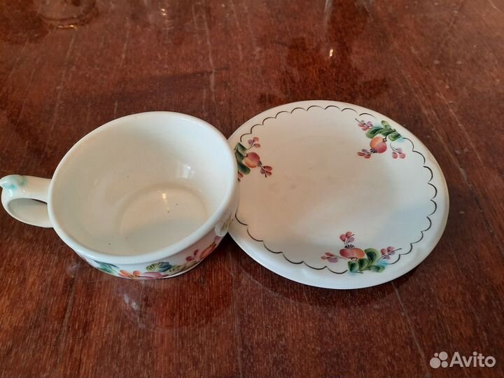 Чашка с блюдцем (чайная пара)