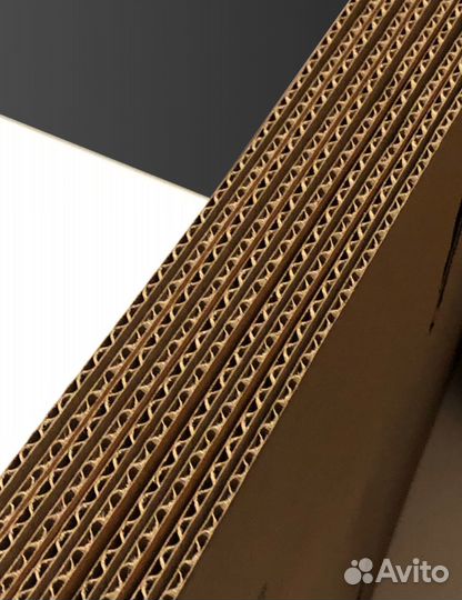 Подарочная коробка упаковка