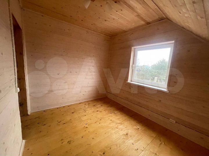 Дом 115 м² на участке 5 сот.