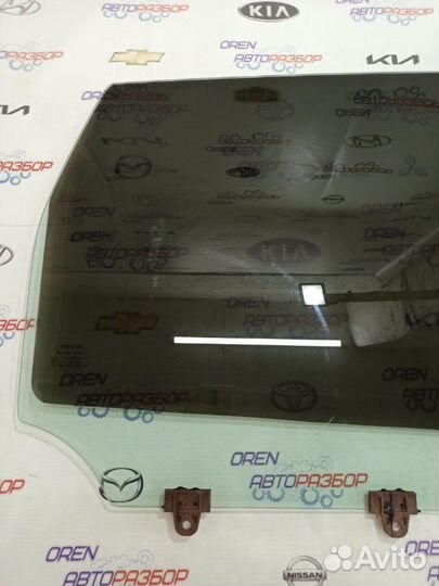 Стекло двери заднее правое Nissan Note E11 1.6