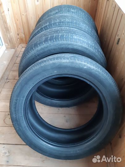 Yokohama dB Decibel E70 215/55 R17 93V