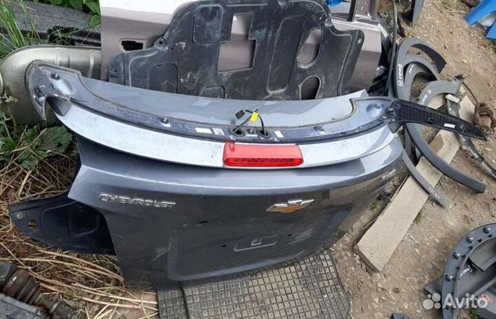 Фонарь в крышку багажника Kia Rio 4 X-line