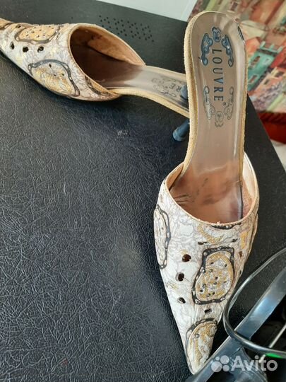 Босоножки кожаные 38 р