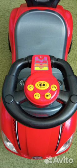 Машинка-каталка детская