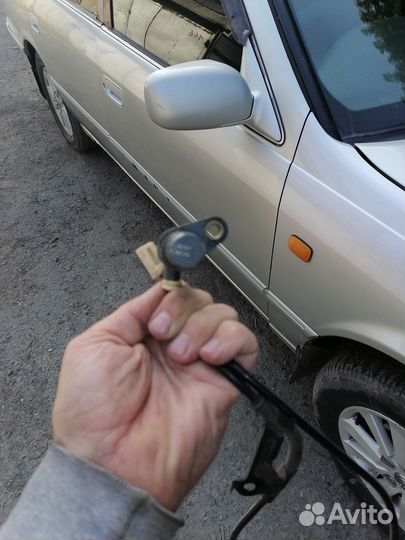 Датчик абс camry gracia (задний правый)