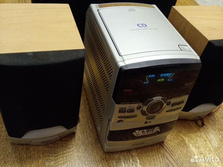 Музыкальный центр LG с пультом