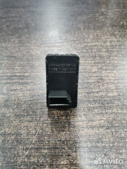 Выключатель стеклоподъемника Bmw X5 E70 3.0