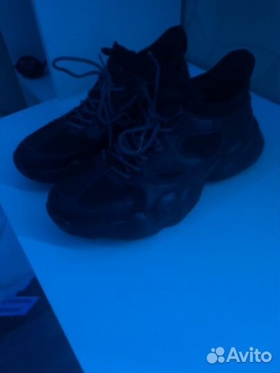 Кроссовки мужские 44 размер новые