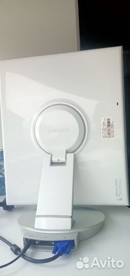 Samsung Монитор 1280x1024