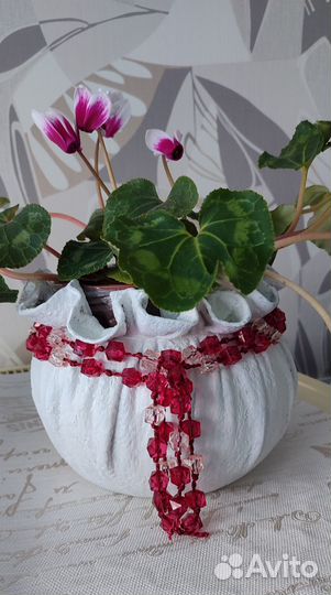 Горшочек (кашпо, декор)