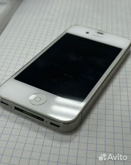 iPhone 4S, 8 ГБ