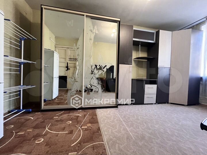 Комната 19 м² в 3-к., 2/4 эт.