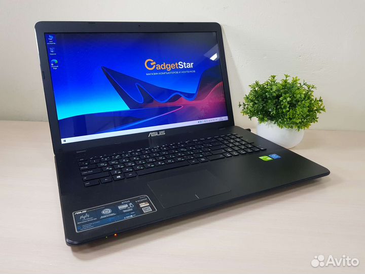 Игровой Ноутбук 17.3 4 ядра, SSD 256, GeForce 920