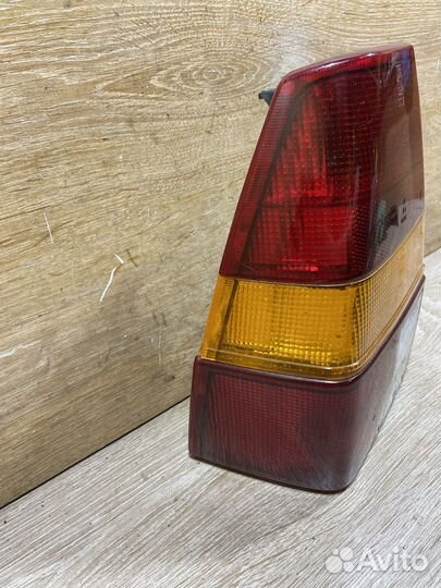 Фонарь левый VW Passat B2 Арт. 111512