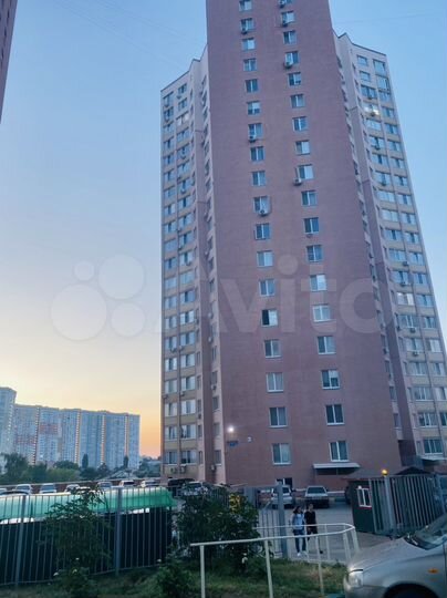 1-к. квартира, 42 м², 15/19 эт.