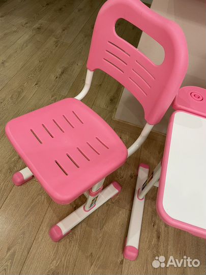 Детский стол и стул