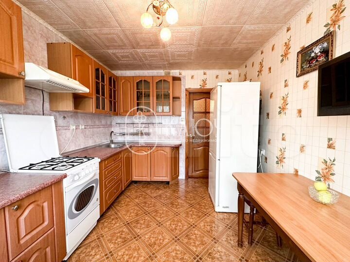 2-к. квартира, 60,2 м², 6/10 эт.