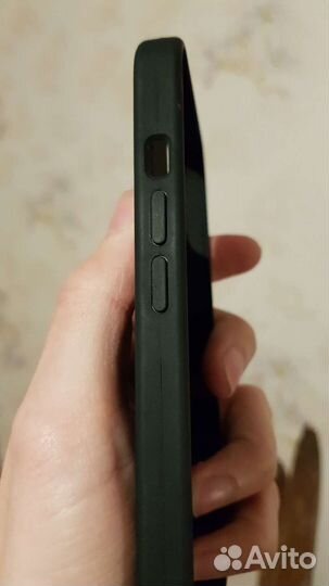 Силиконовый чехол iPhone 13