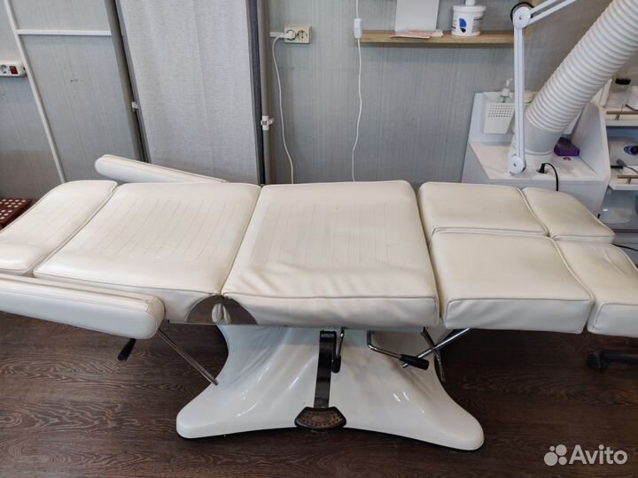 Педикюрное кресло на гидравлике бу
