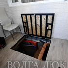 Люк напольный с амортизаторами